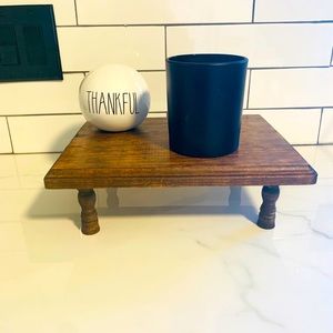 Small table riser